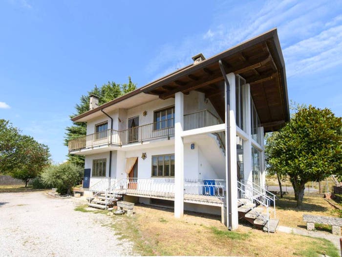 Appartamento con 6 locali in vendita in VIA BATTISTI, Viscone, ChioprisViscone
