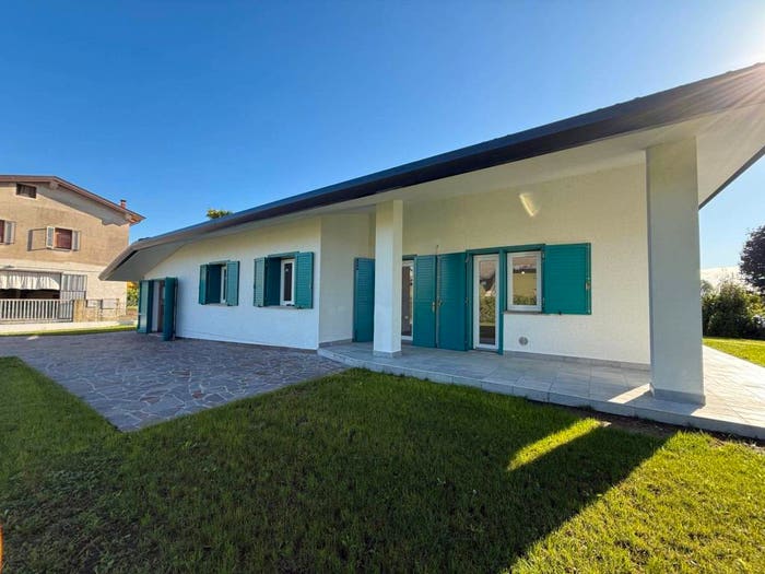 Casa trilocale in vendita in Via Primavera, Centro, Palazzolo dello Stella