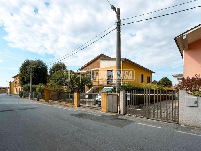 Casa quadrilocale in vendita in Via Giovanni Lonati, Ardole San Marino, GadescoPieve Delmona