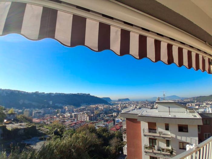 Appartamento quadrilocale in vendita in Via Michelangelo da Caravaggio, Fuorigrotta, Napoli