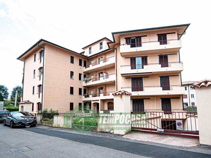 Appartamento trilocale in vendita in Via tasso, Centro, Nerviano