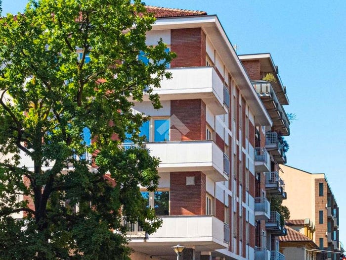 Casa con 6 locali in vendita in Via roma, Centro, Ciriè