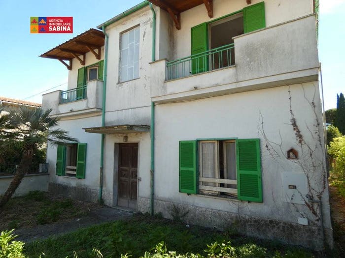Casa con 6 locali in vendita in Via Lambruschina, Stimigliano Scalo, Stimigliano