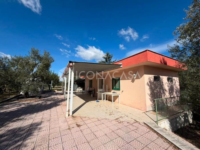 Casa trilocale in vendita in Carrara Stradelle, Bisceglie