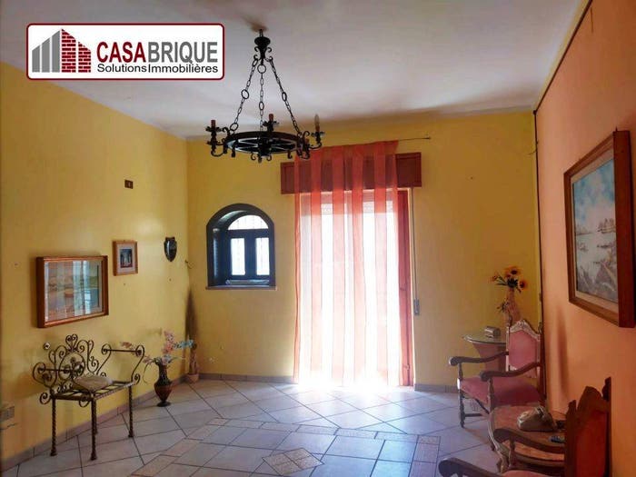 Casa con 5 locali in vendita in Centro, Altavilla Milicia