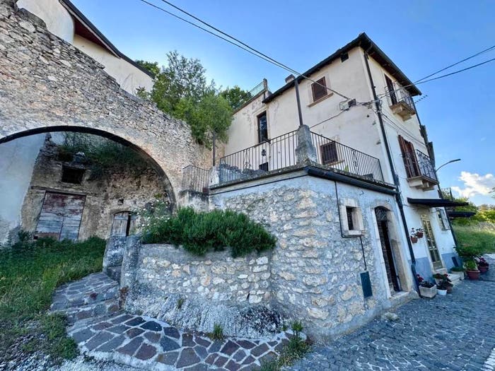 Casa con 5 locali in vendita in Via Porta Villotta, Centro, Navelli