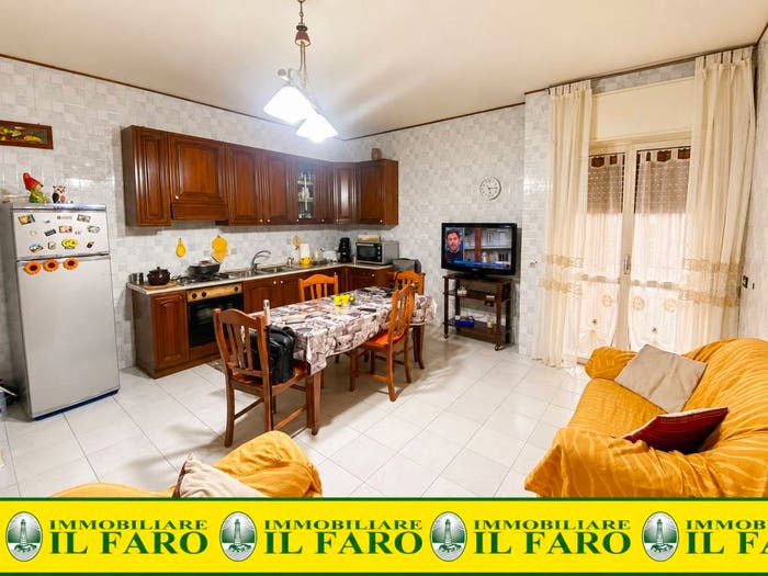 Appartamento quadrilocale in vendita in Via E A Mario, Epitaffio Stadio, Giugliano in Campania