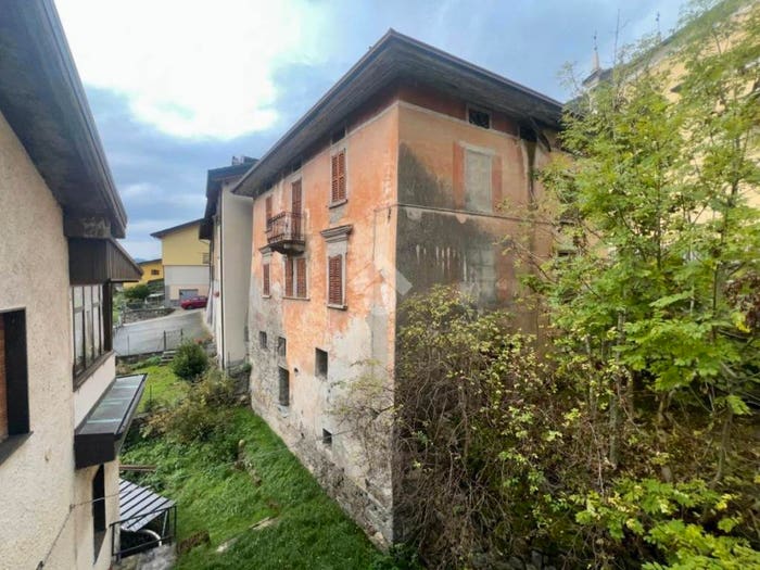 Casa con 6 locali in vendita in Via Gandoni, Incudine