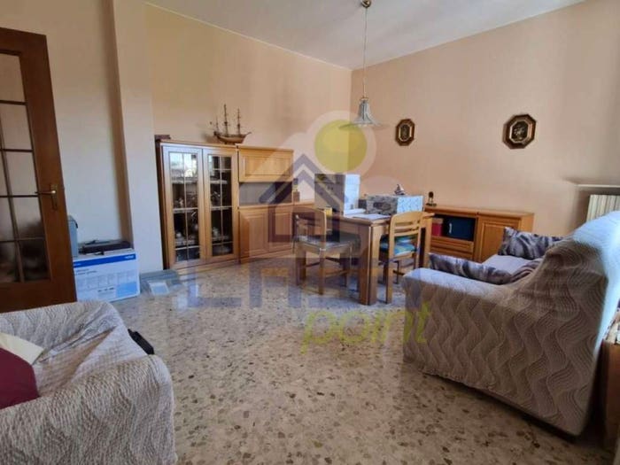 Appartamento con 6 locali in vendita in via Turati, Centro, Guastalla