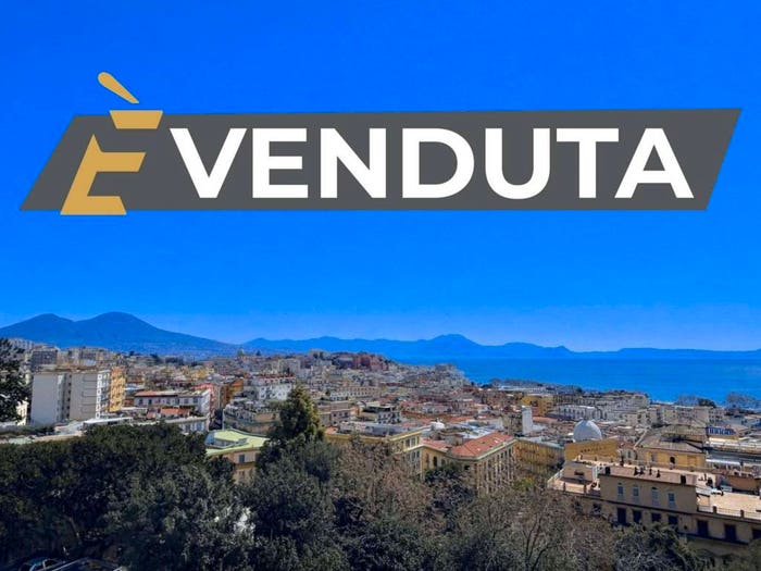 Appartamento con 5 locali in vendita in Via del Parco Grifeo, Piazza Amedeo Parco Margherita, Napoli
