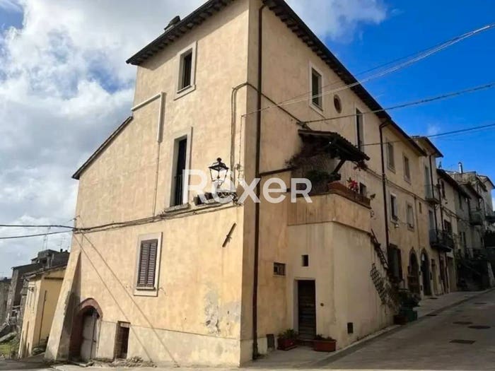 Casa quadrilocale in vendita in Via del Rivellino, Centro, Castiglione in Teverina