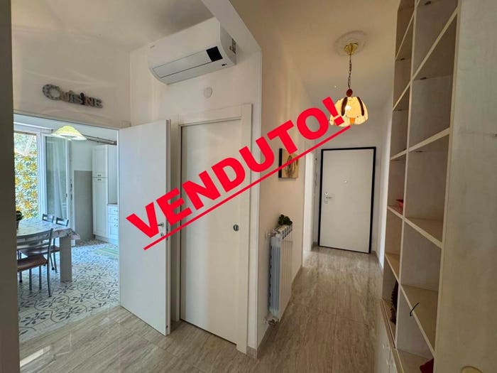Appartamento quadrilocale in vendita in Via Santa Maria Giuseppa Rossella, Centro, Pietra Ligure