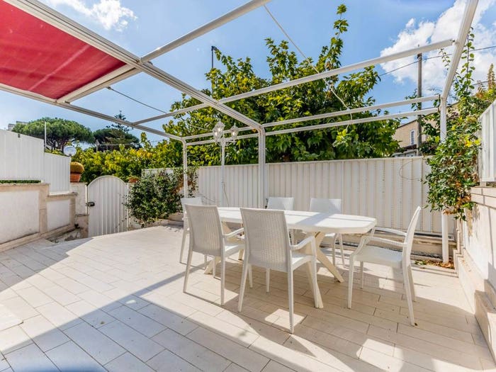 Casa quadrilocale in vendita in Via Tanaro, Santa Severa Macchiatonda, Santa Marinella