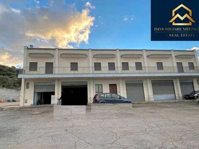 Casa in vendita in Strada Statale, Via Pola Via Papa Giovanni XXIII, Ostuni