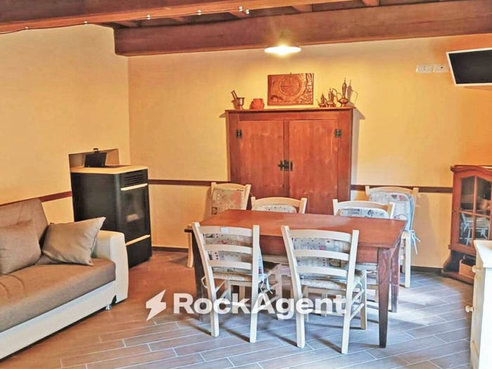 Casa quadrilocale in vendita in Via Sant'Antonio, Lupinaia, Fosciandora