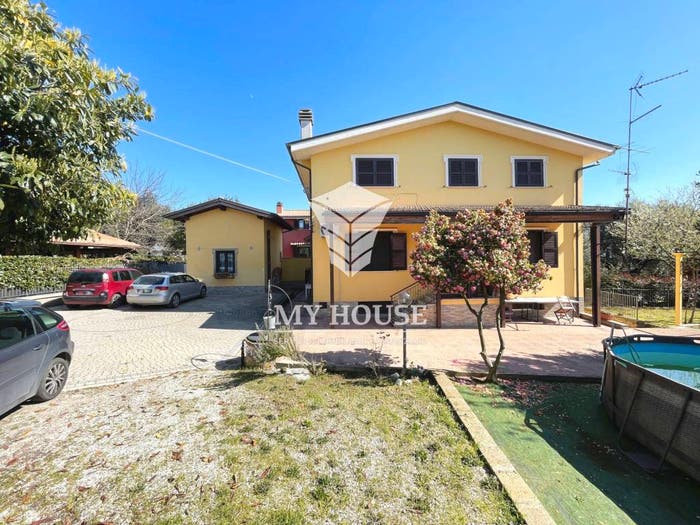 Casa con 6 locali in vendita in Via Agliano, Centro, Palestrina