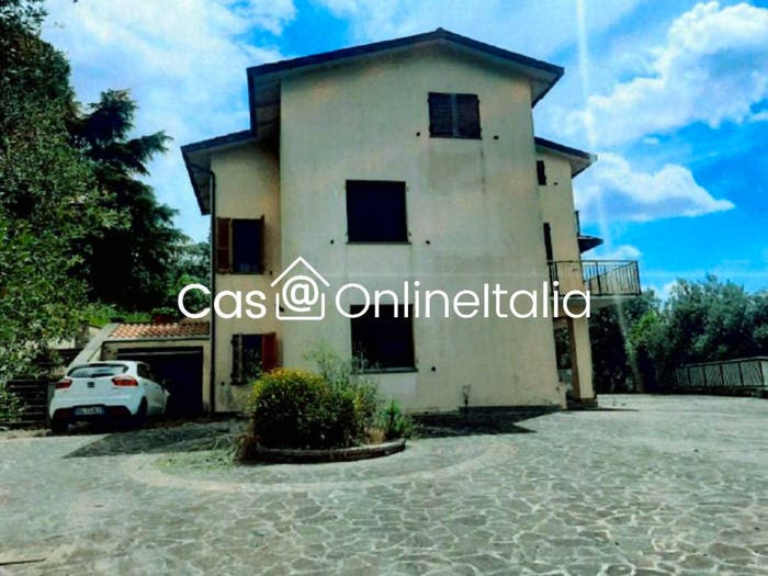 Casa con 6 locali in vendita in Strada San Sisto Lacugnano, San Sisto Lacugnano, Perugia