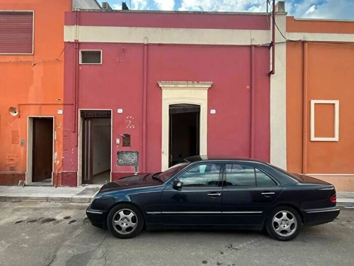 Appartamento trilocale in vendita in Via Silvio Pellico SNC, Centro, Guagnano