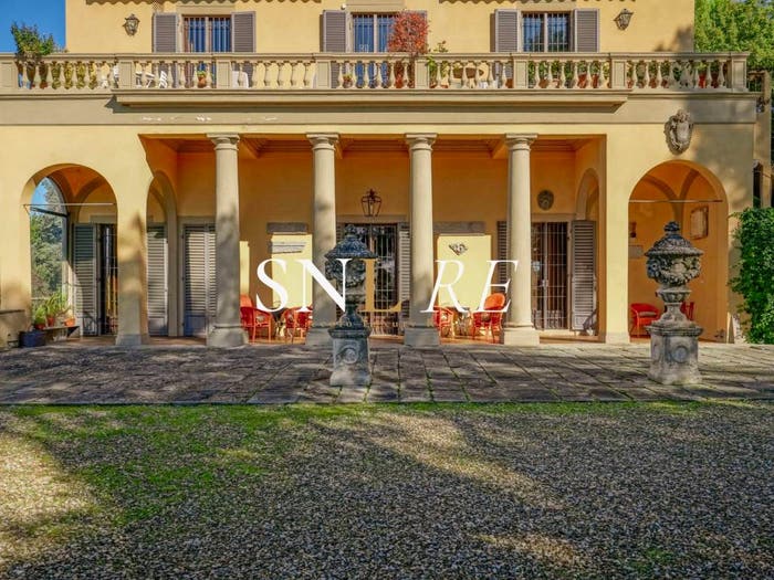 Casa con 6 locali in vendita in Via Guido Cavalcanti, Le Cure, Firenze
