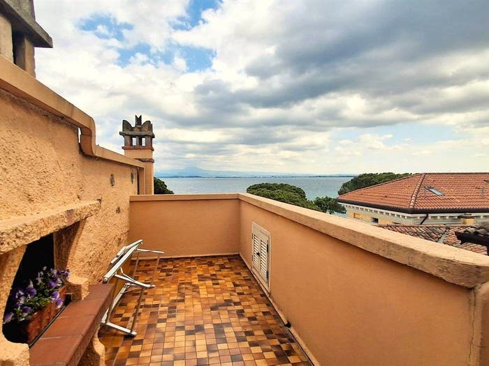 Casa con 6 locali in vendita in Via Roma, Centro Storico, Desenzano del Garda