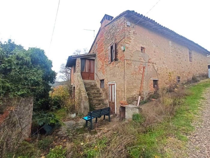 Appartamento trilocale in vendita in Via Madonna delle Grazie, Centro, Panicale