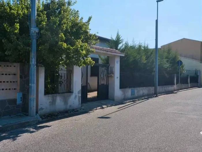 Casa trilocale in vendita in Via Domenico Alberto Azuni, Nurachi