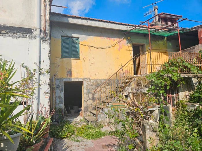 Casa trilocale in vendita in Via Premanego, Centro, Davagna