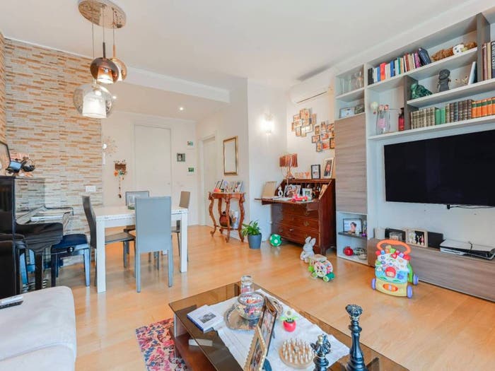 Appartamento quadrilocale in vendita in Via Angelo Rizzoli, Crescenzago, Milano