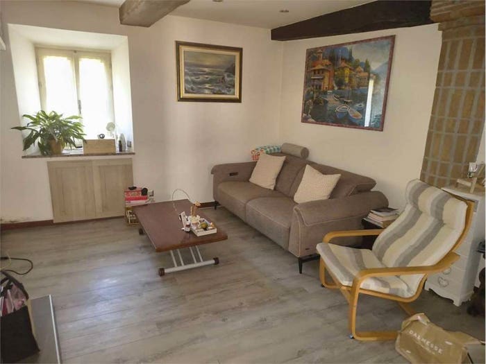 Appartamento trilocale in vendita in via Dante, Marchirolo