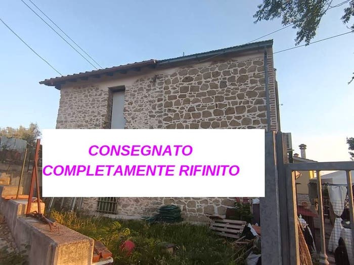 Appartamento trilocale in vendita in Via della Croce, Centro, Montelibretti