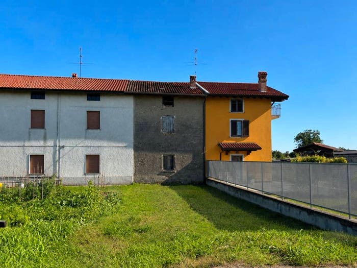 Casa trilocale in vendita in Via Treviglio, Pontirolo Nuovo