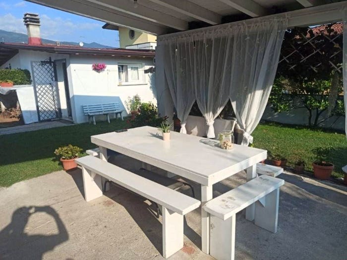 Casa quadrilocale in vendita in Via Romagnano, Romagnano, Massa