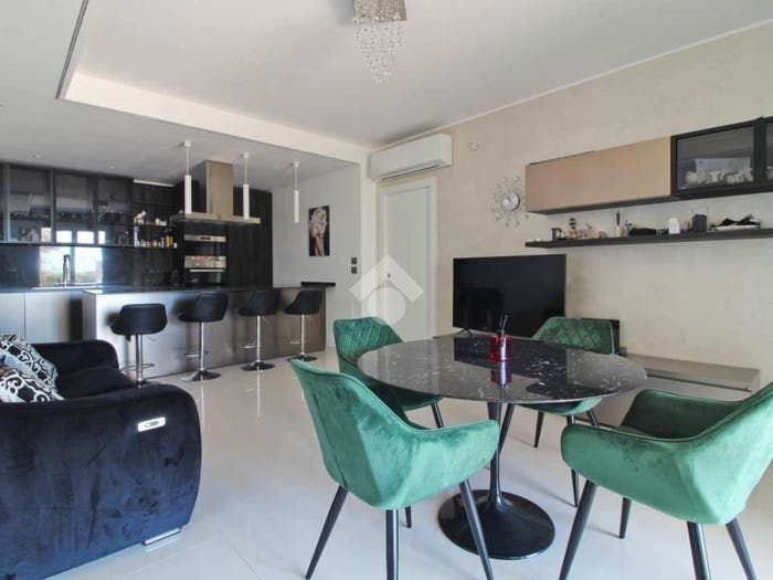 Appartamento trilocale in vendita in Lungomare Rodi, Centro, Giulianova