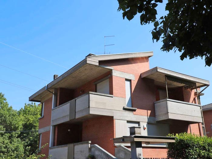 Casa con 5 locali in vendita in Piazza Caio Giulio Fedro, San Lazzaro, Parma