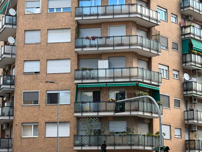 Appartamento bilocale in vendita in Via Ambrogio Binda, Barona, Milano