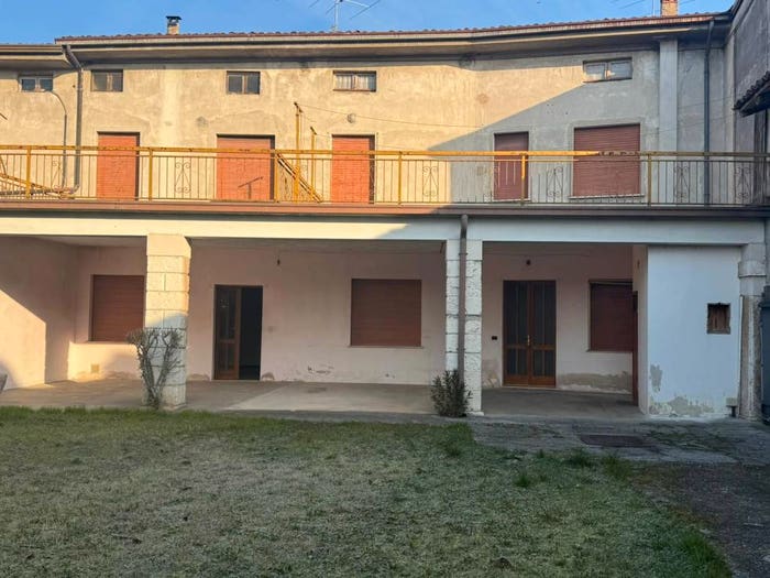 Casa quadrilocale in vendita in Via Palestro, Centro, Calvisano