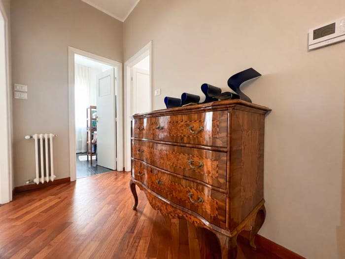 Casa con 6 locali in vendita in Via Montello, Centro, Arona