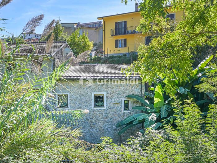 Casa con 5 locali in vendita in Via Agostino Paci, Centro, Ameglia