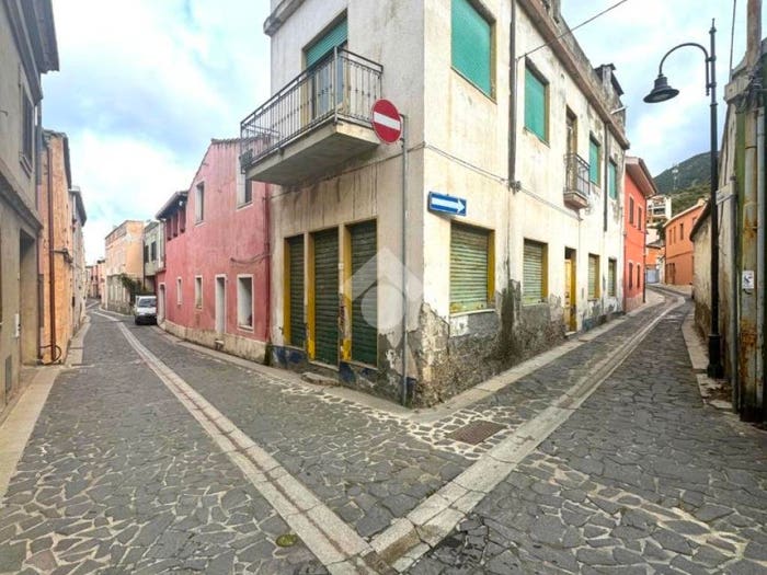 Casa con 5 locali in vendita in Via Guglielmo Marconi, Centro, Muravera