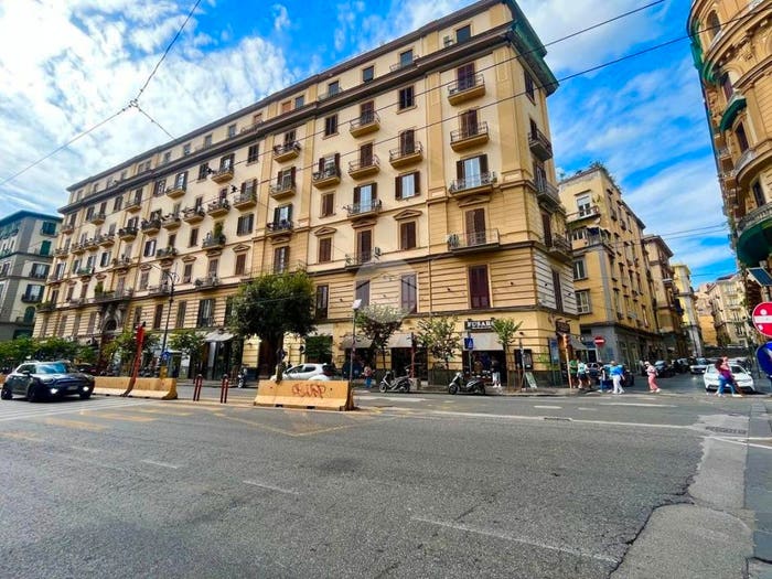 Appartamento trilocale in vendita in Vico Azzimatori, Borgo Orefici, Napoli
