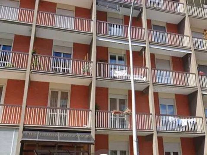 Appartamento trilocale in vendita in Via Antonio Rosmini Serbati, Masarone, Biella