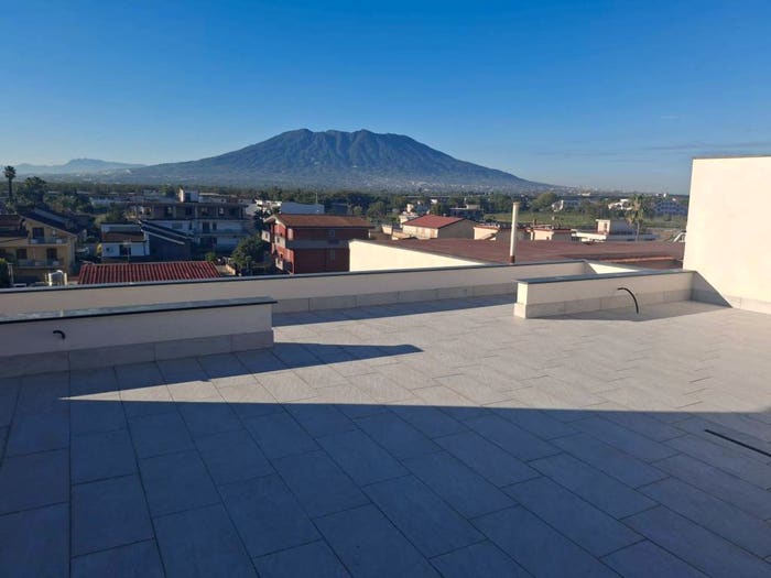 Appartamento trilocale in vendita in Via Giuseppe Mazzini, Centro, Marigliano