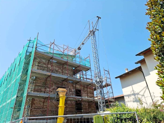 Appartamento trilocale in vendita in Via Livornese, Centro, Lastra a Signa