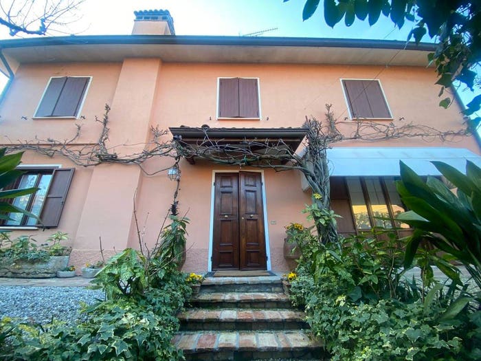 Casa con 6 locali in vendita in Via San Luigi Gonzaga, Fiorano, Fiorano Modenese
