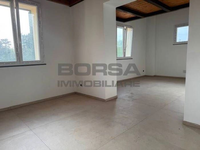 Appartamento quadrilocale in vendita in Via delle Sorgenti, Cisternino, Livorno