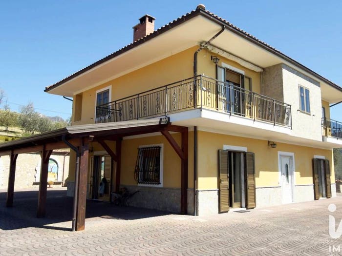 Casa con 6 locali in vendita in Strada Veglia, Vietri di Potenza