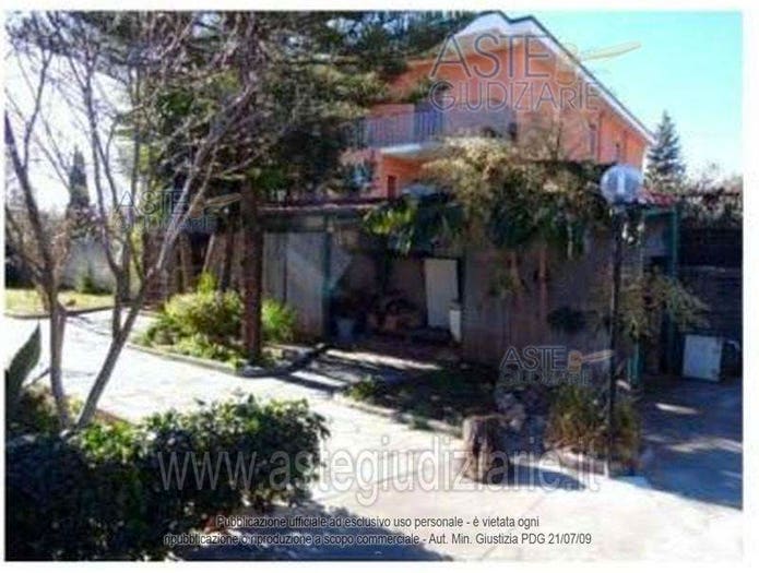 Appartamento con 6 locali in vendita in via MARINO da EBOLI Eboli SA Italia, Centro, Eboli