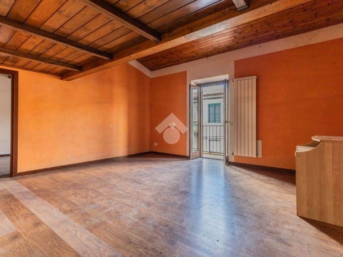 Appartamento quadrilocale in vendita in Via costanzo remoli, Vejano