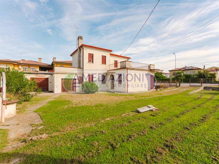 Casa con 6 locali in vendita in Via Carducci, Cazzago Ex Polo, Pianiga