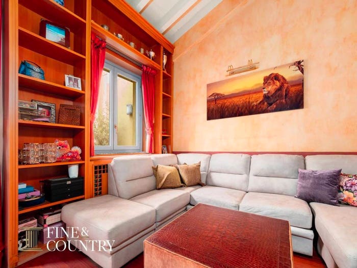 Appartamento con 5 locali in vendita in Via Cavallotti, Borgogna Largo Augusto, Milano